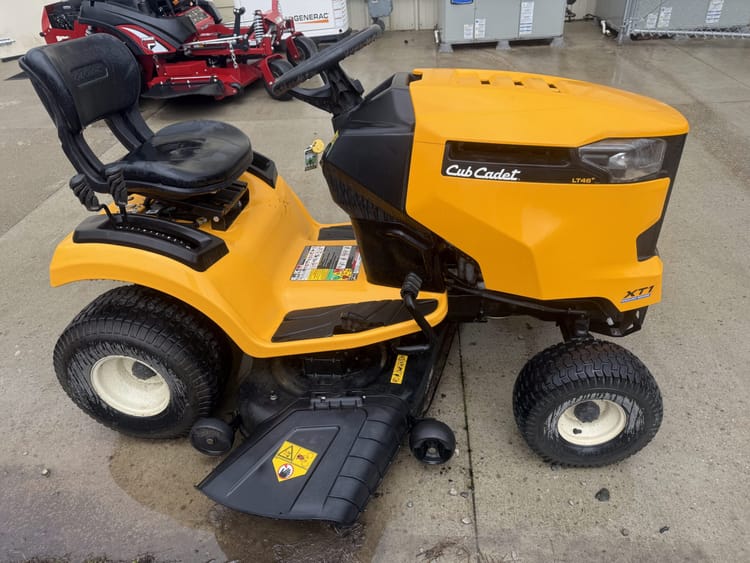 Cub Cadet XT1 LT46