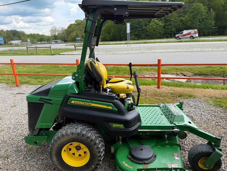 John Deere Z997R (Diesel) 72 Inch Cut